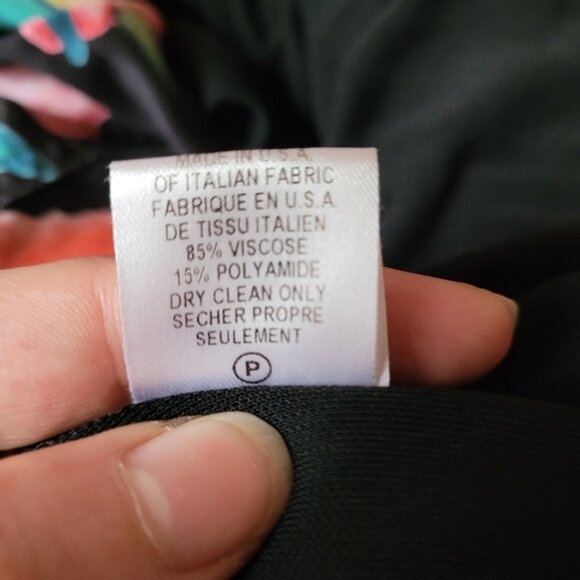 Diane von furstenberg black wrap mini dress- Size 0 - Picture 7 of 7